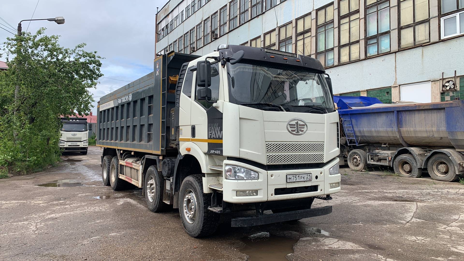 FAW CA3310P66K24T4E5 8х4