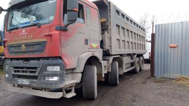 HOWO ZZ3317V386GE1 8х4