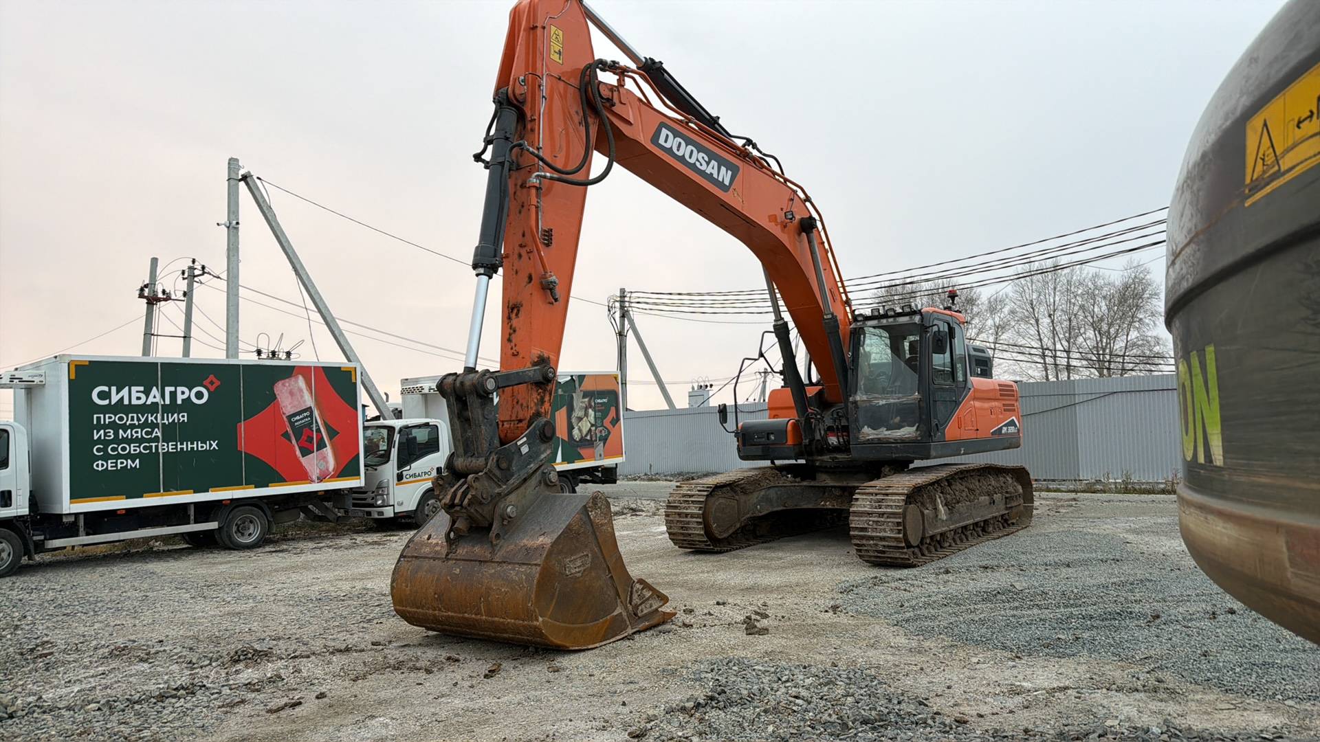 DOOSAN/DEVELON DX320LC-7M