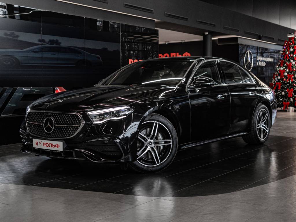 Mercedes-Benz E седан 300 4MATIC AMG Line