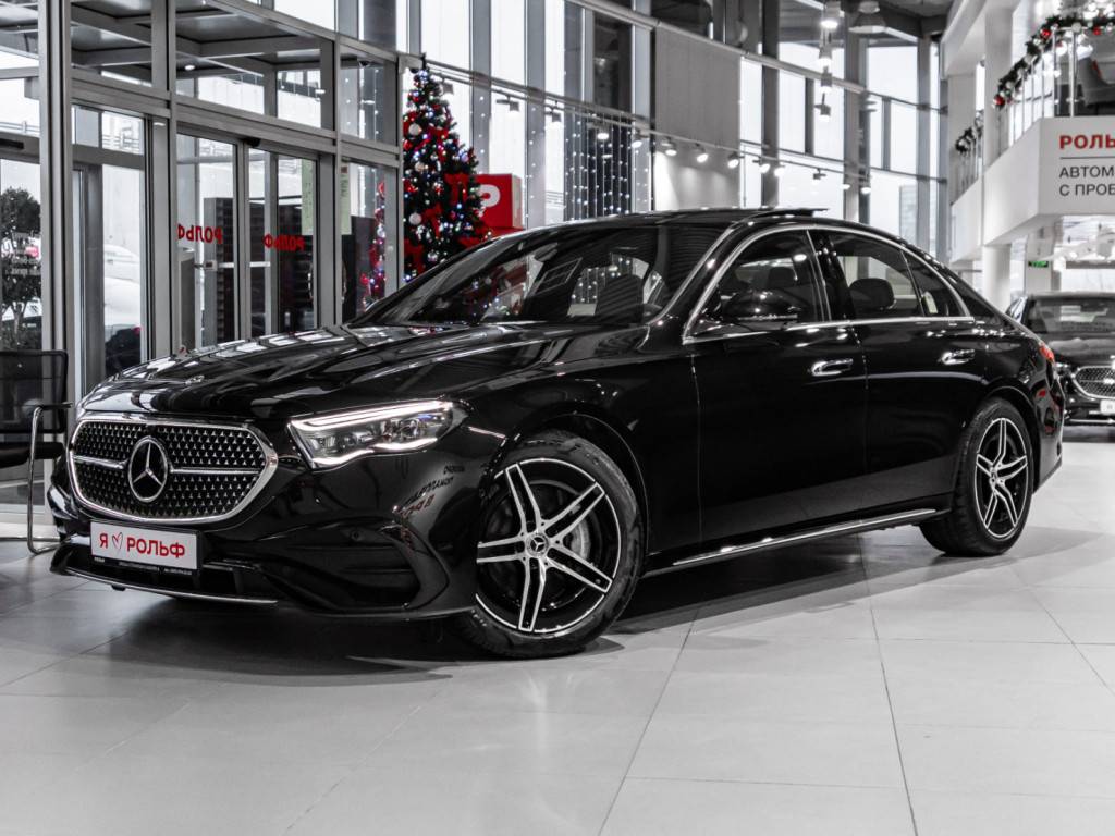Mercedes-Benz E седан 300 4MATIC AMG Line