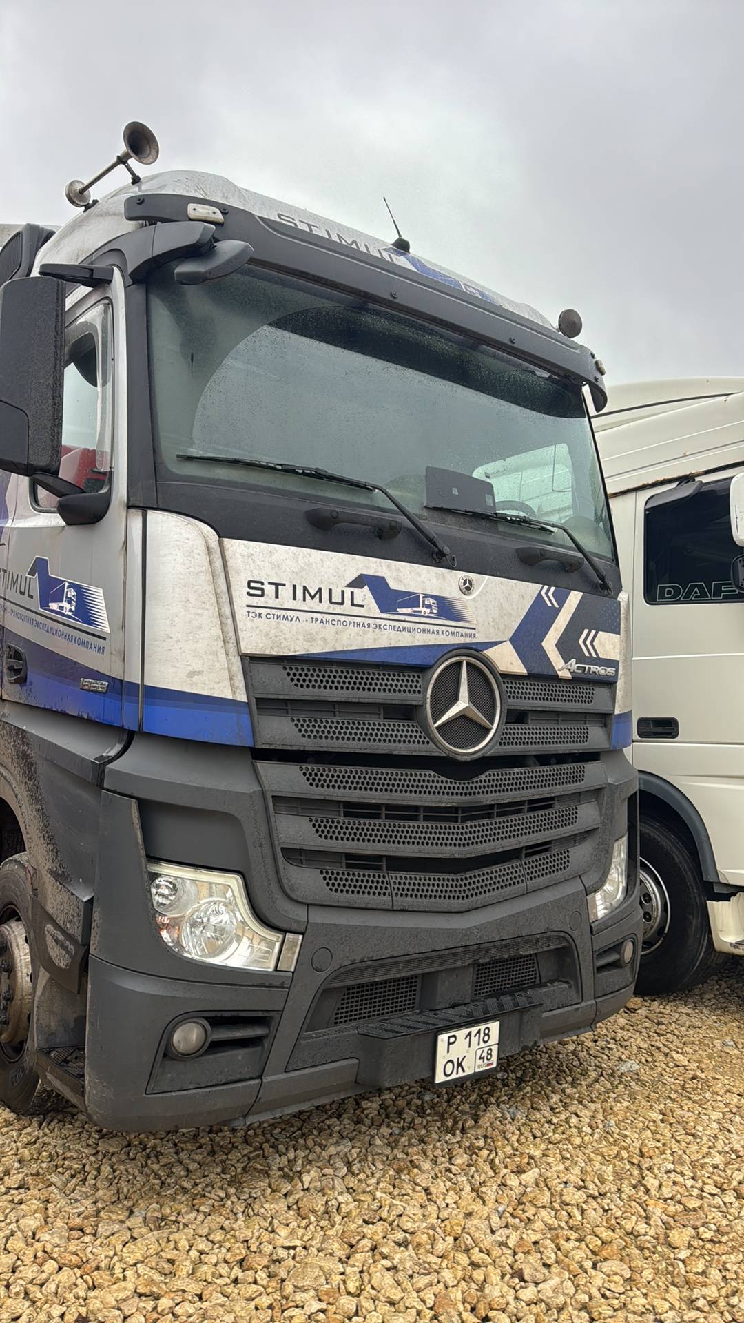 Mercedes-Benz Actros 1853