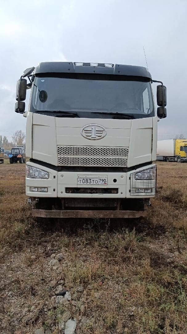 FAW CA3310P66K24T4E5 8х4