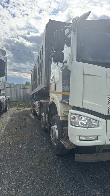 FAW CA3310P66K24T4E5 8х4