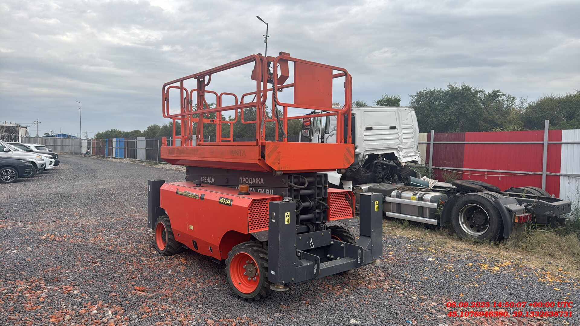 Dingli JCPT1418RT Самоходный ножничный подъемник