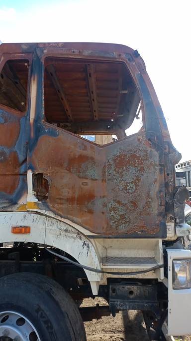 FAW CA3310P66K24T4E5 8х4