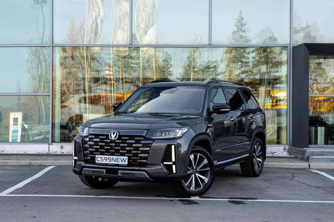 Changan CS95 Tech 2.0T 8AT