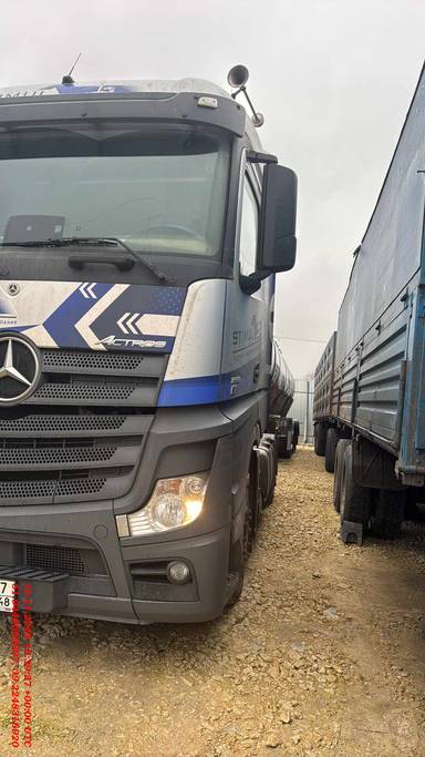 Mercedes-Benz Actros 1853