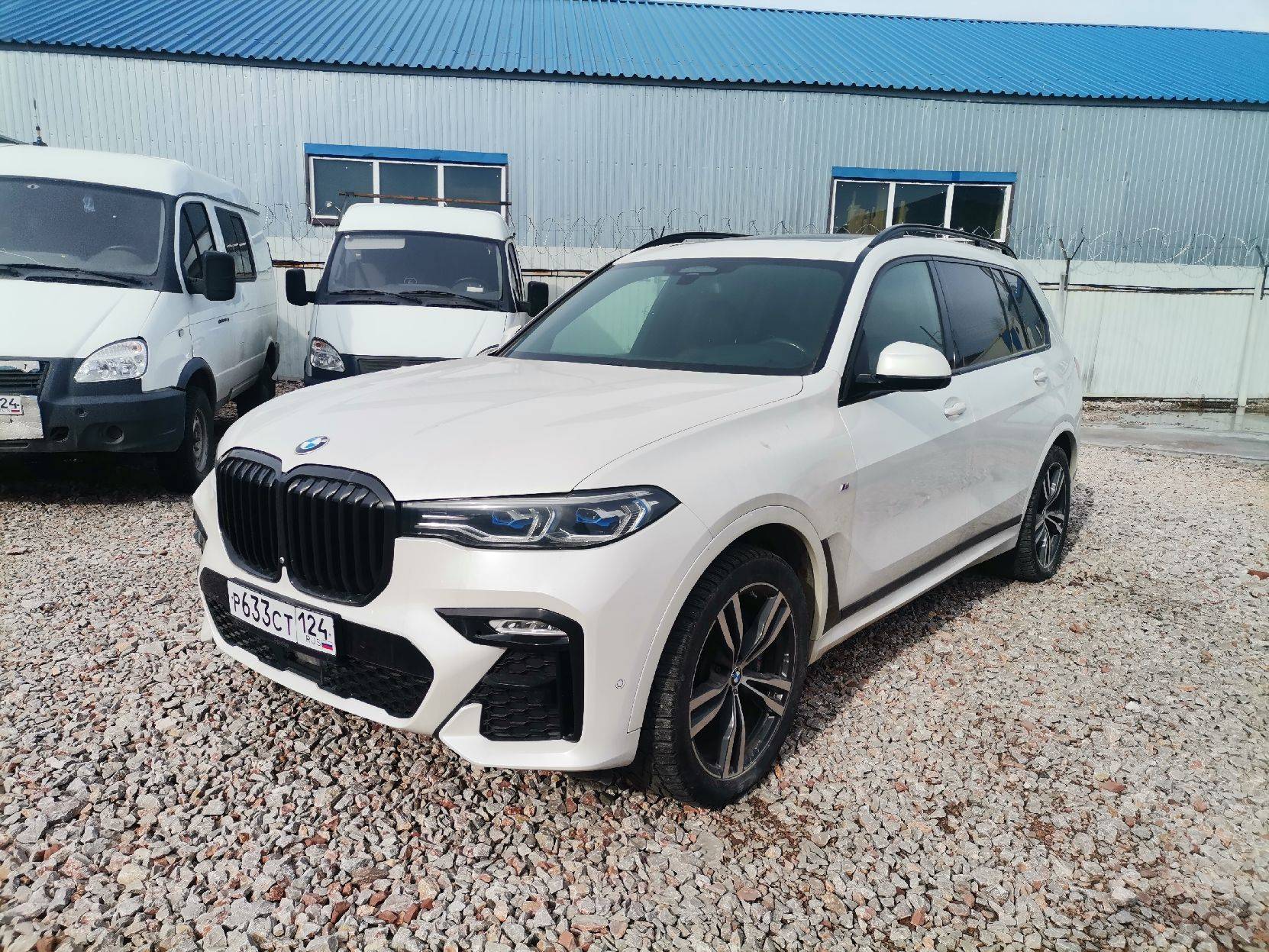BMW X7