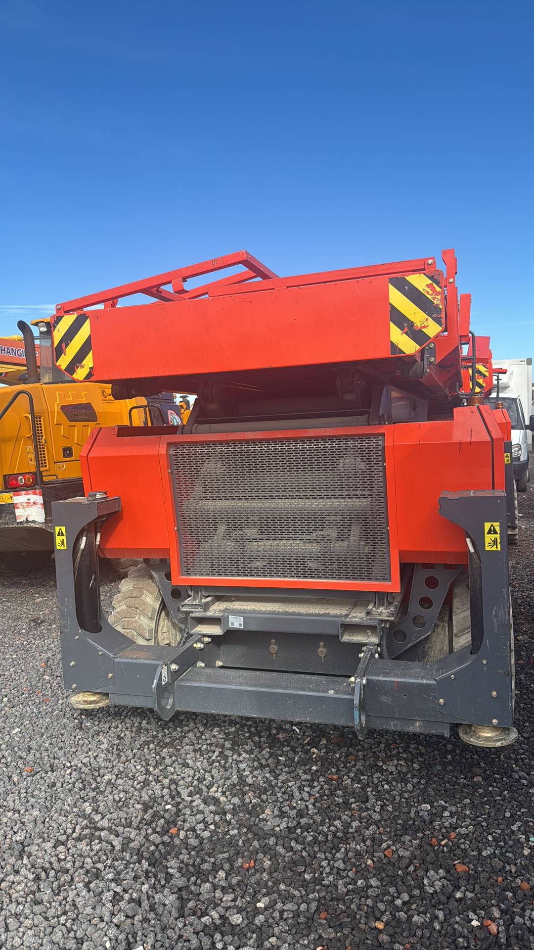 Dingli JCPT1823RTB Самоходный ножничный подъемник