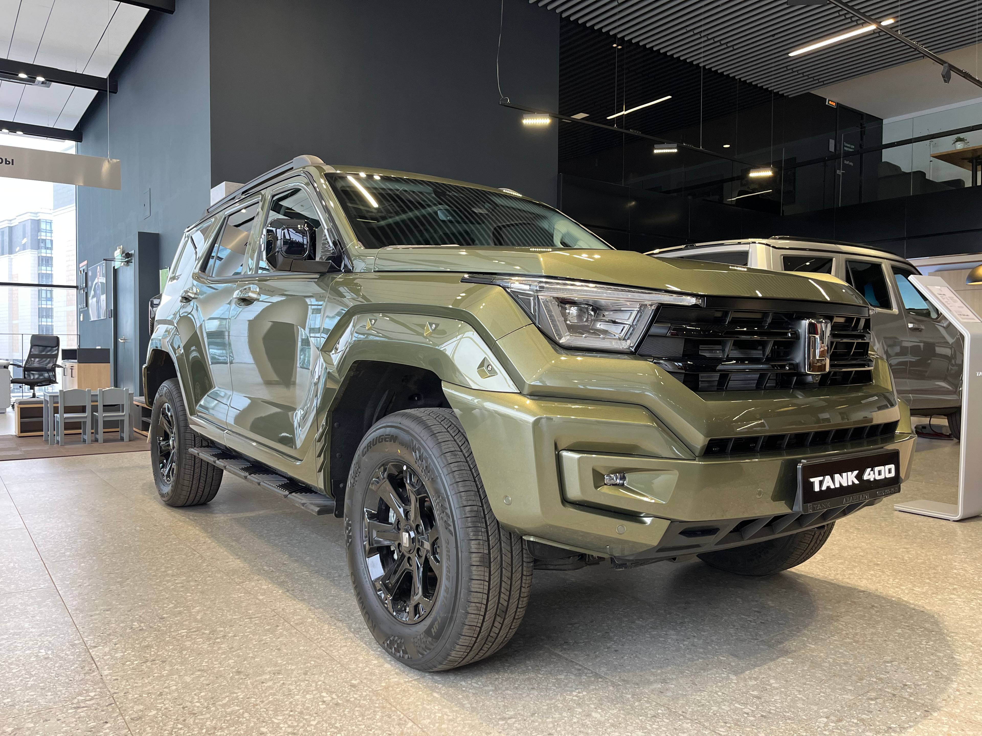 Tank 400 2.0T AT 4WD Premium