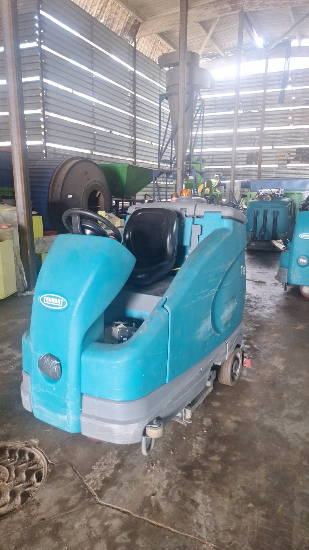 Tennant T16 90D уборочная машина