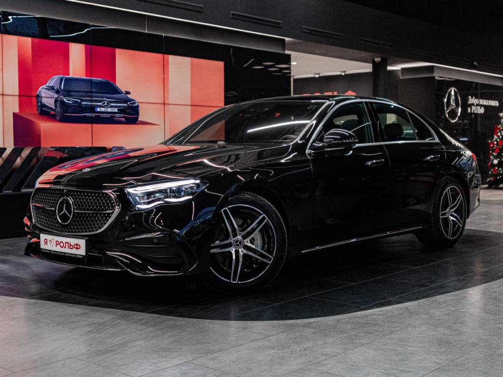 Mercedes-Benz E седан 300 4MATIC AMG Line