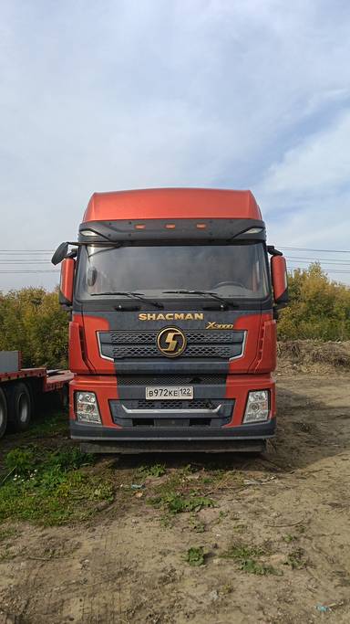 Shacman SX42584V324