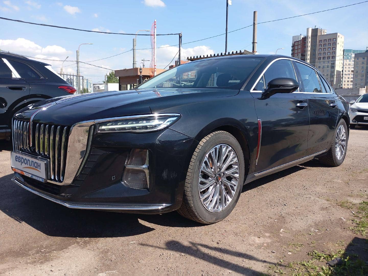 Hongqi H5