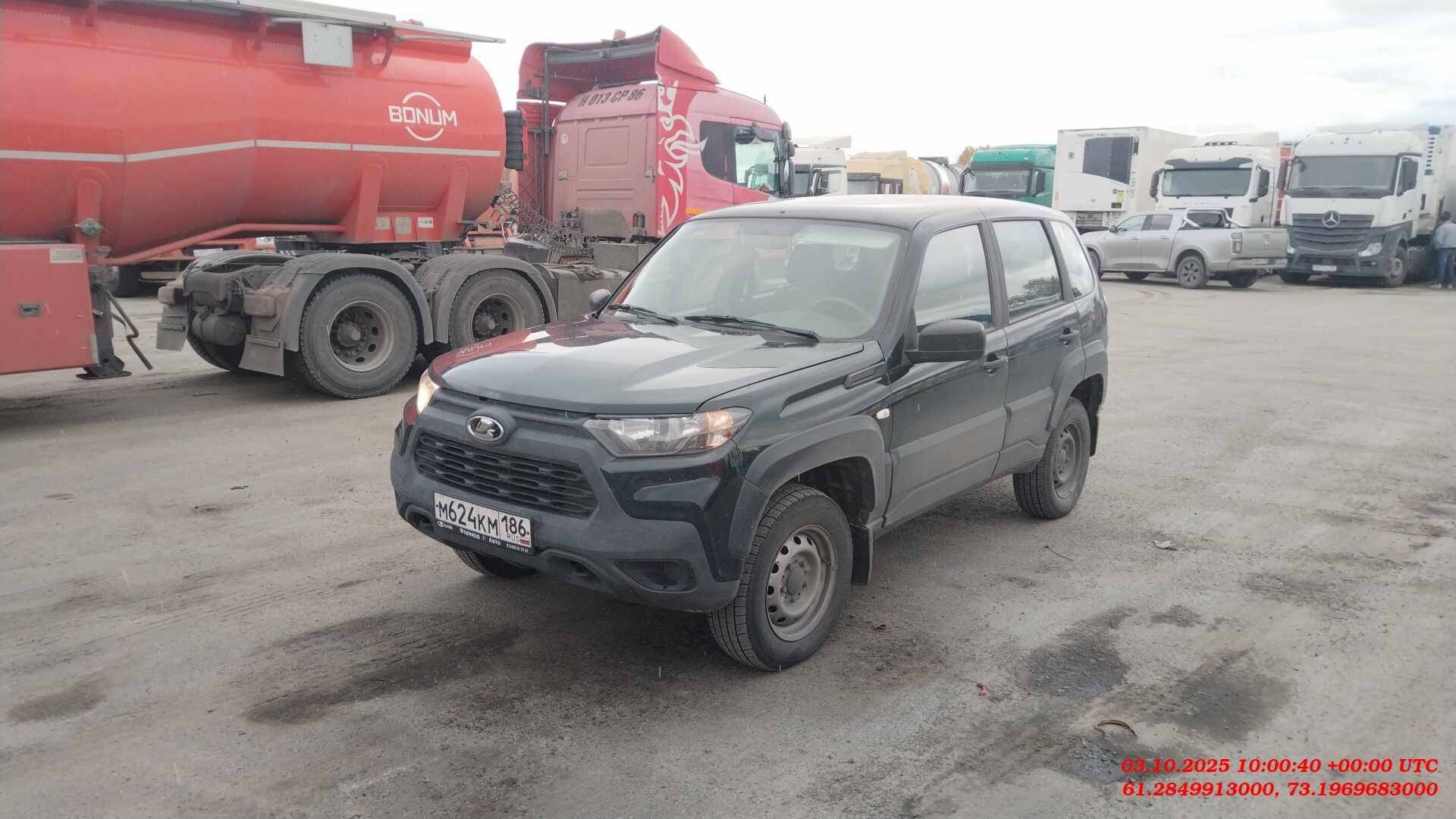 Lada Niva Travel