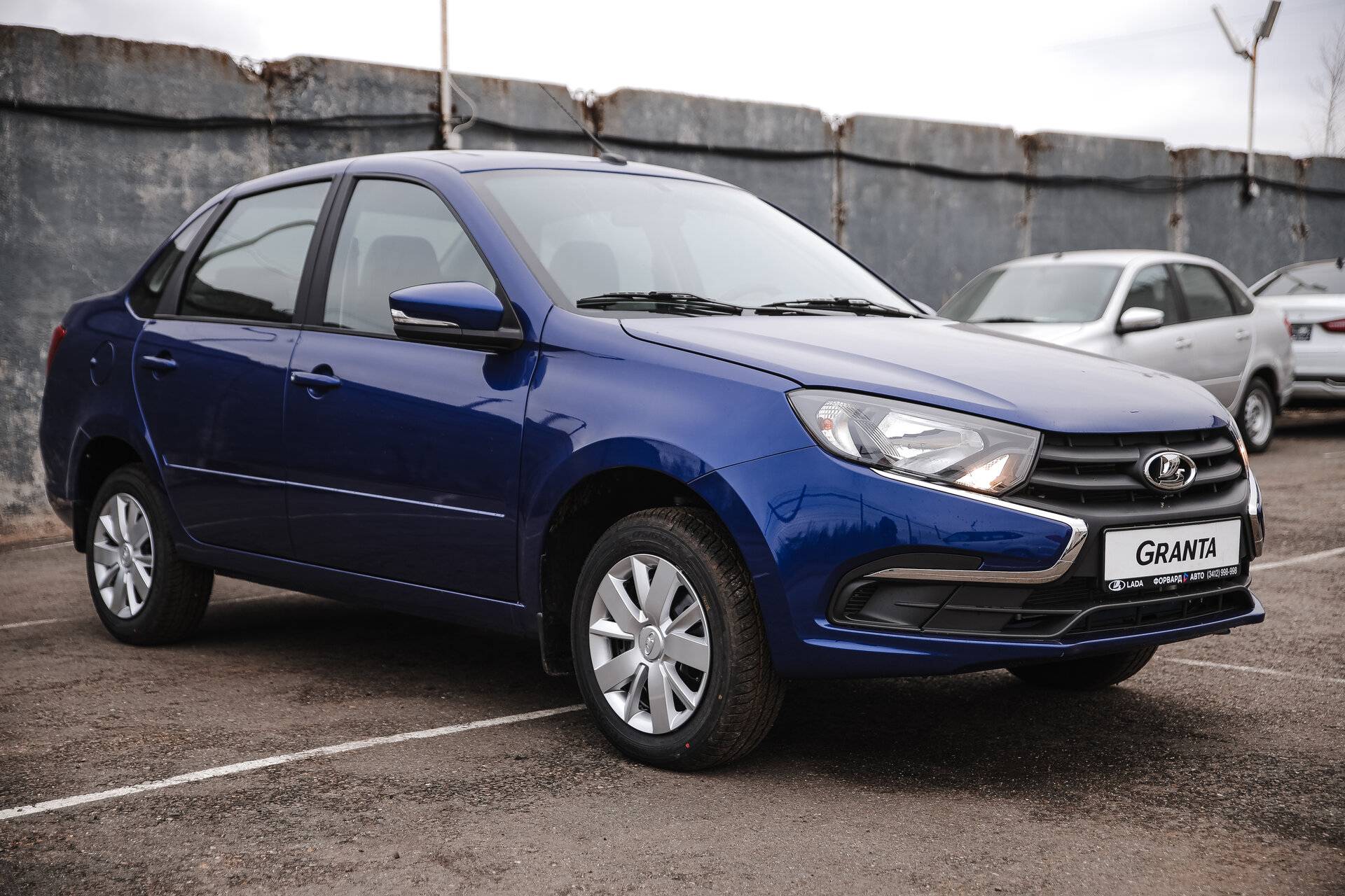 Lada Granta седан Comfort 24 1.6 106hp 5MT