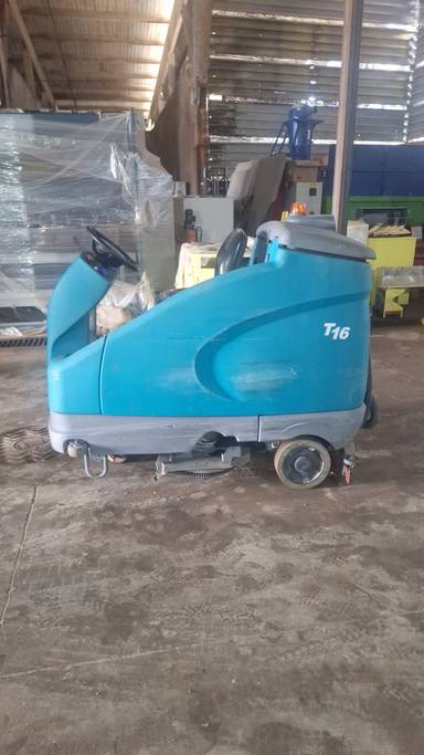 Tennant T16 90D уборочная машина