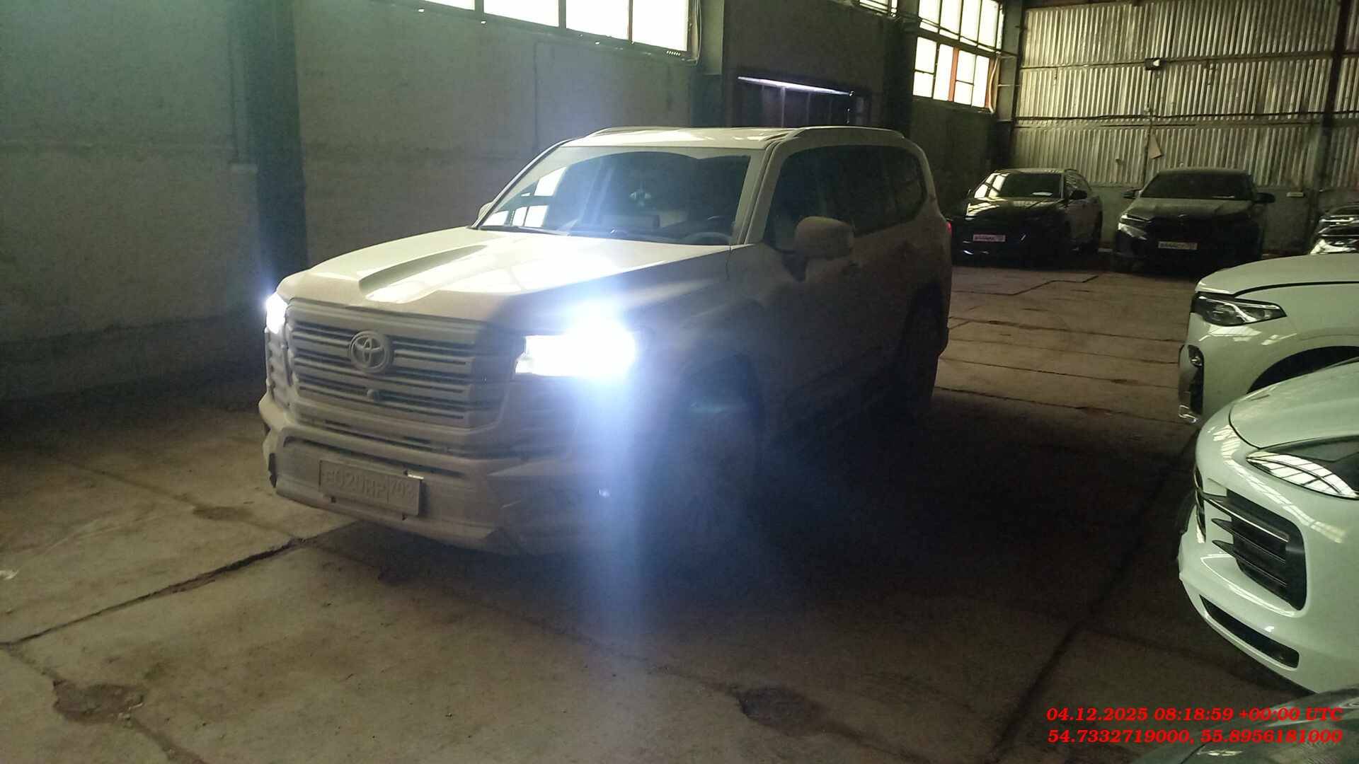 Toyota Land Cruiser 300