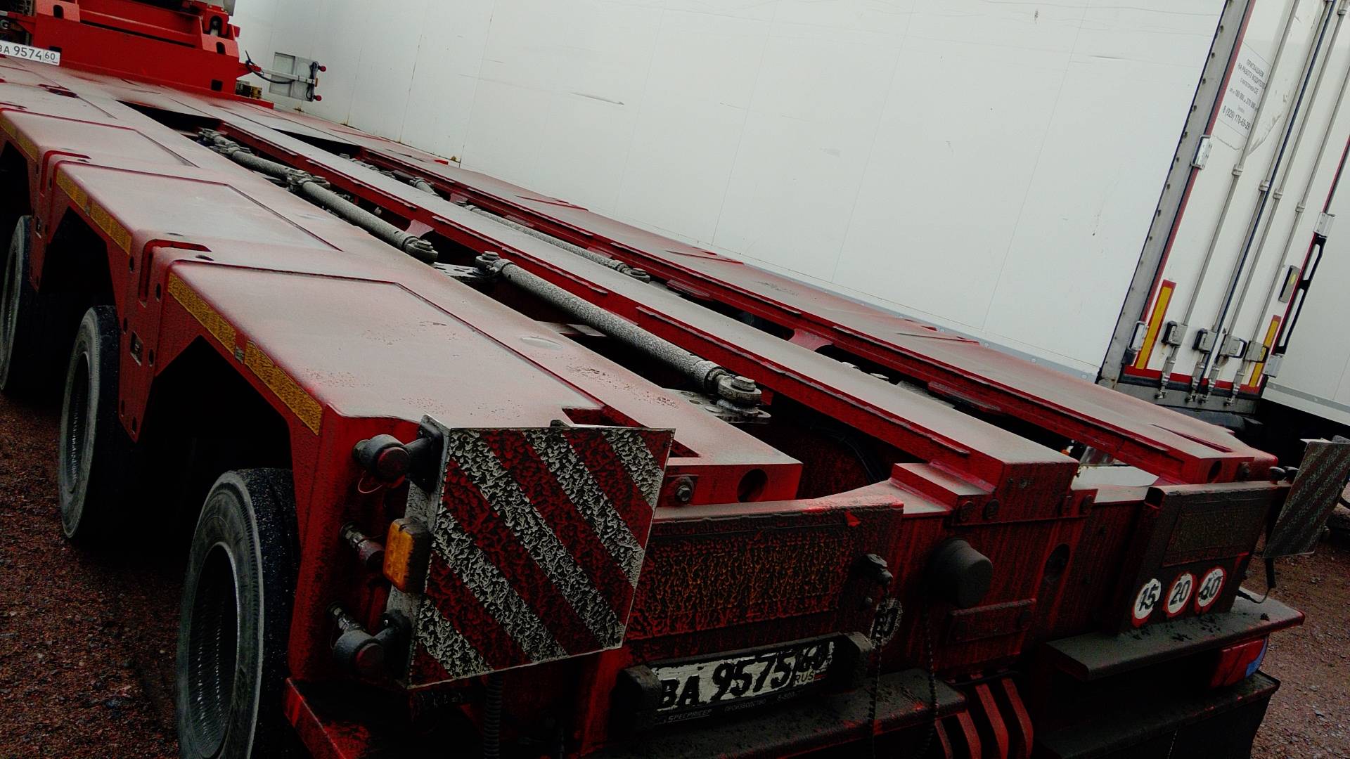 Компания СпецПрицеп 9942М2 модульный