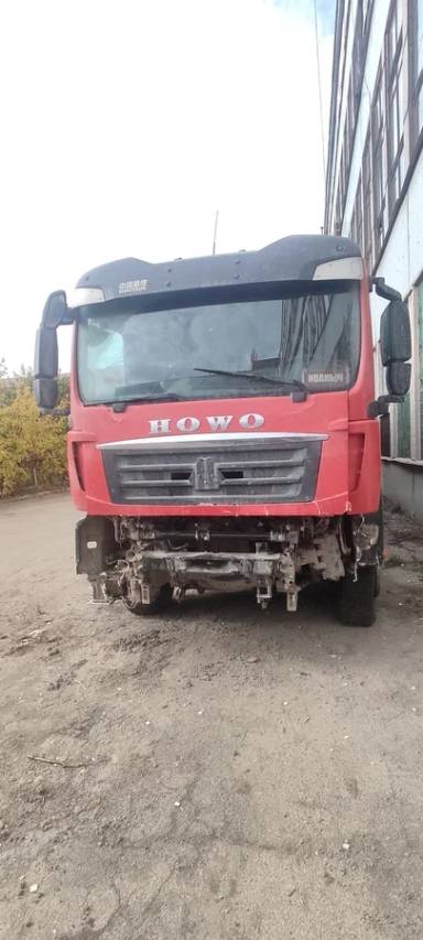 HOWO ZZ3317V386GE1 8х4