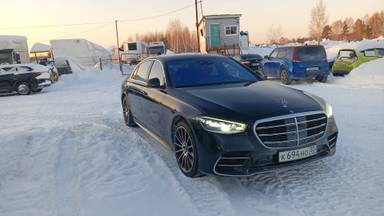 Mercedes-Benz S седан