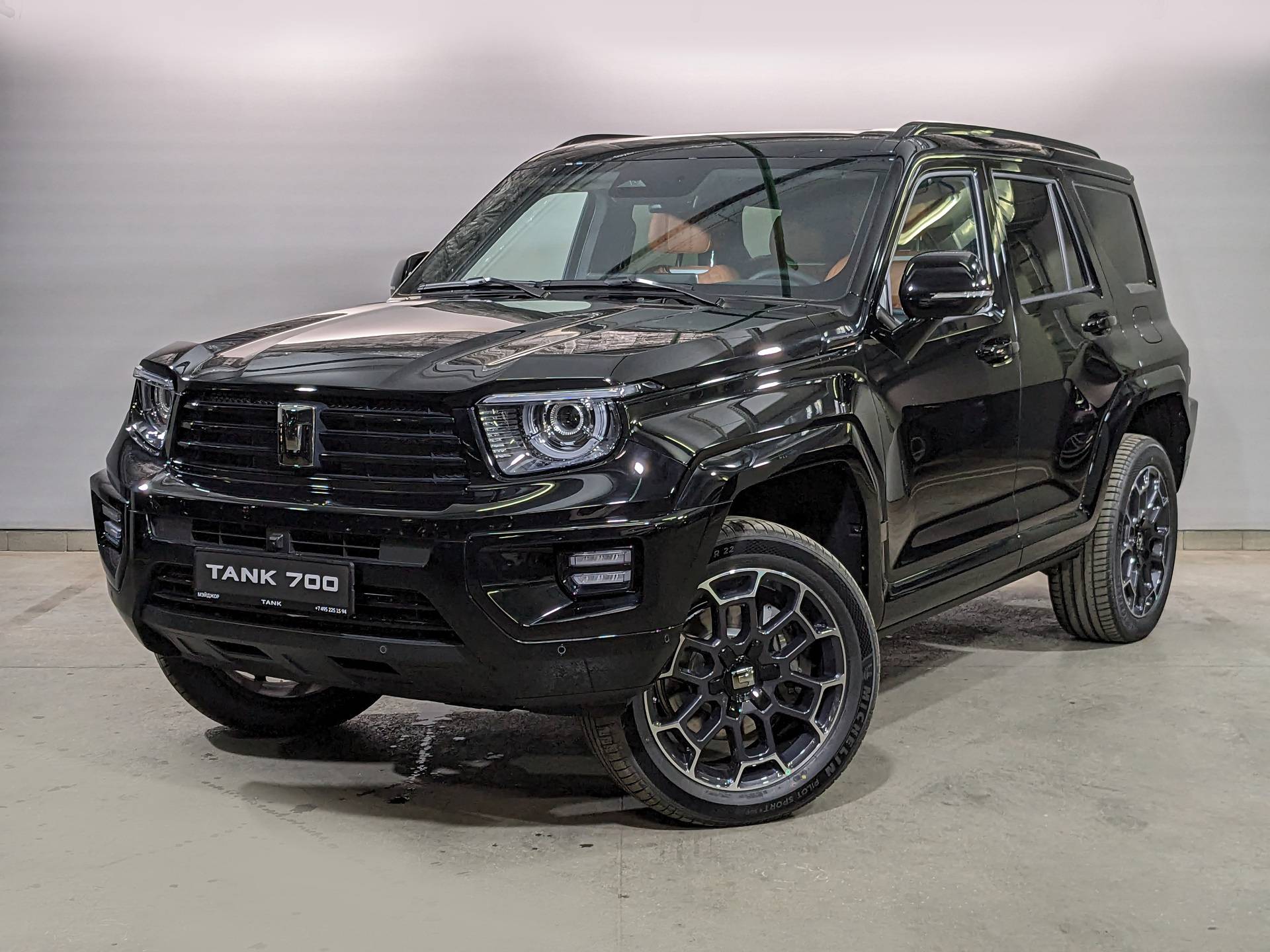 Tank 700 Hi-Performance 3.0 HEV 9AT 4WD