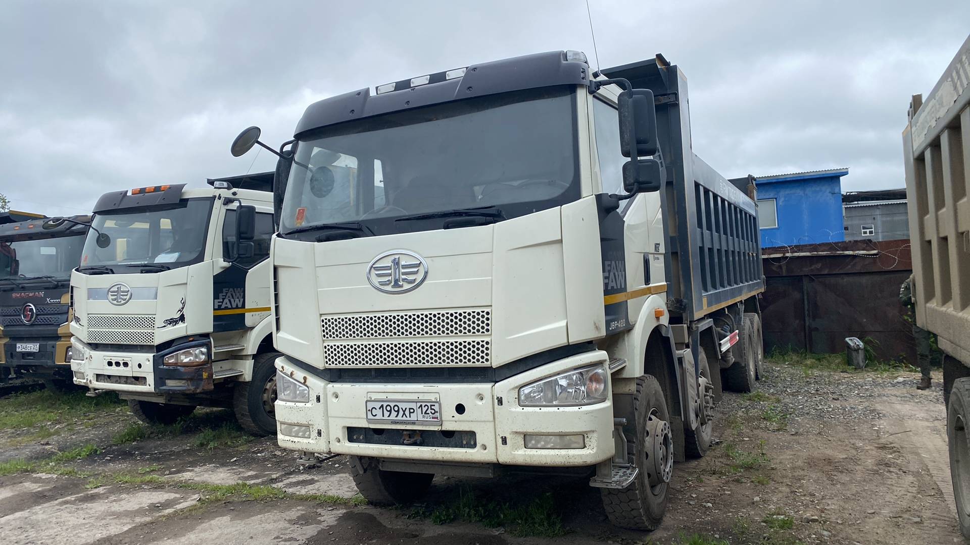 FAW CA3310P66K24T4E5 8х4