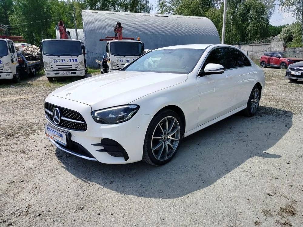 Mercedes-Benz E седан
