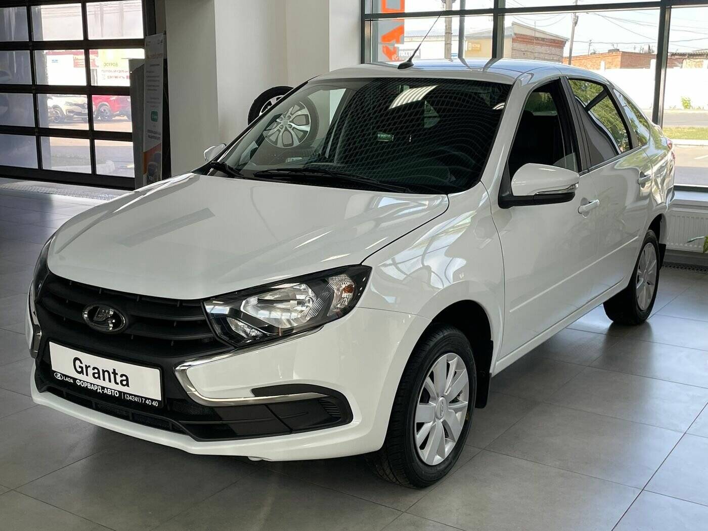 Lada Granta седан Classic 24 Кондиционер 1.6 90hp 5MT