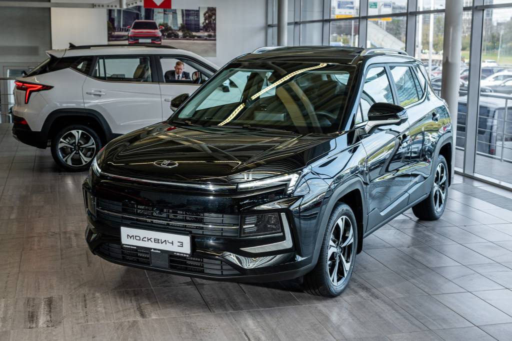 Москвич 3 Стандарт плюс 1.5Т CVT