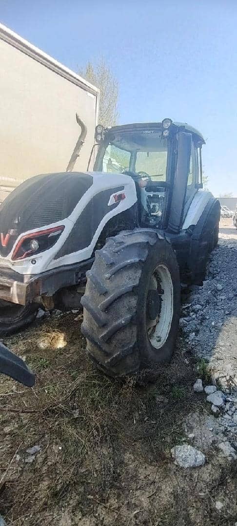 VALTRA T194А