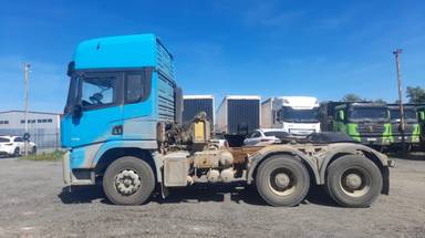 Shacman SX42584W324C