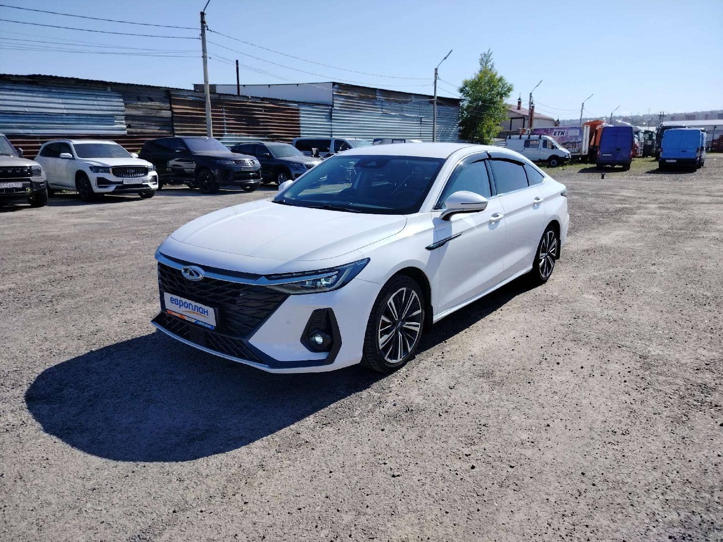 Chery Arrizo 8