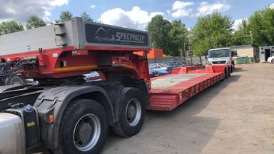 Компания СпецПрицеп Тяжеловоз низкорамный 9942D3