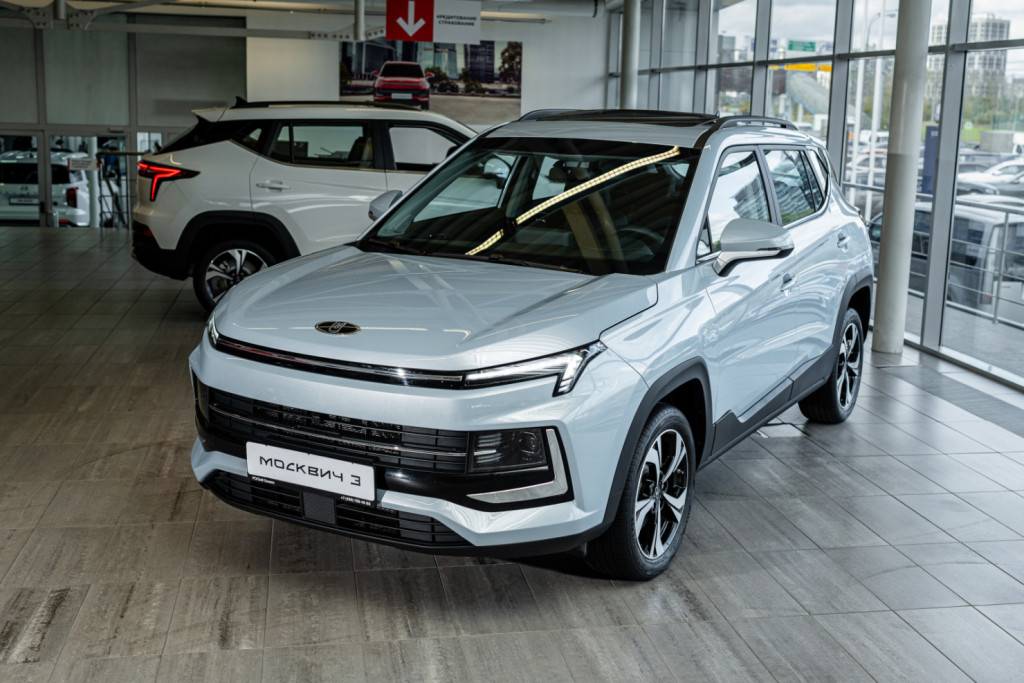 Москвич 3 Стандарт плюс 1.5Т CVT