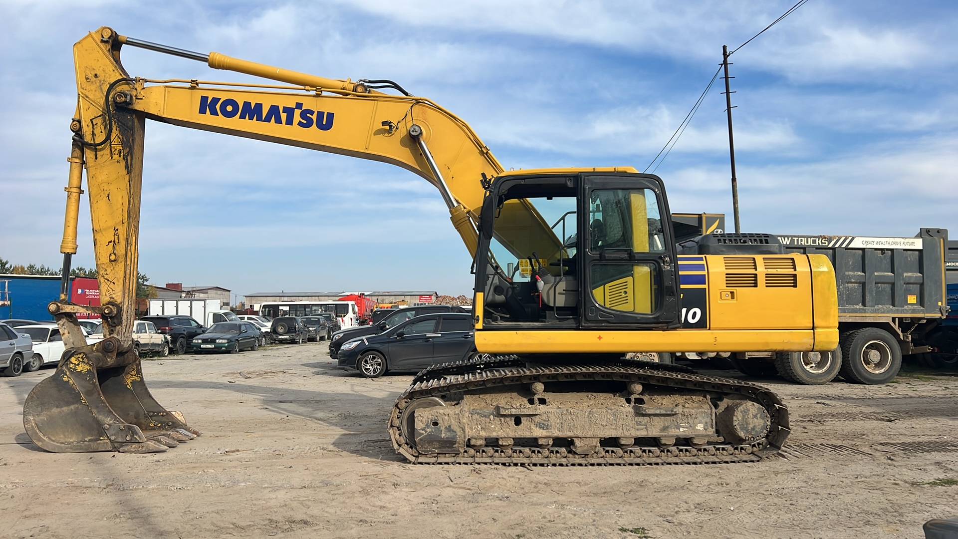 KOMATSU PC210-10M0