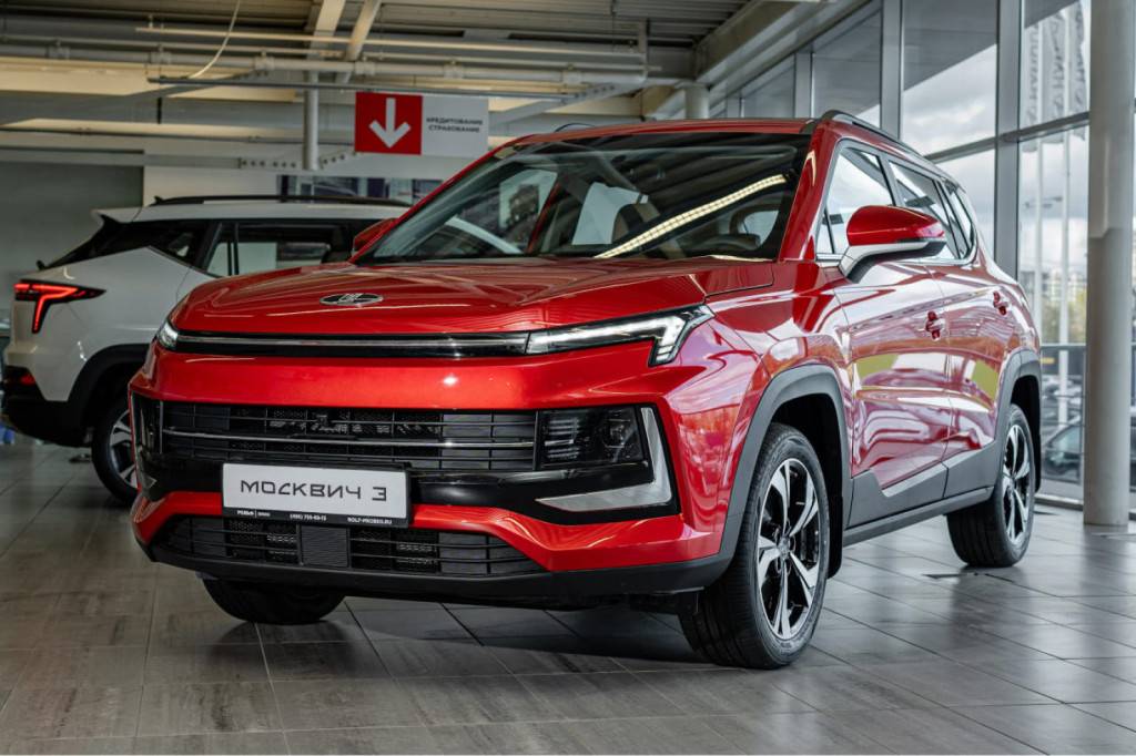 Москвич 3 Стандарт плюс 1.5Т CVT