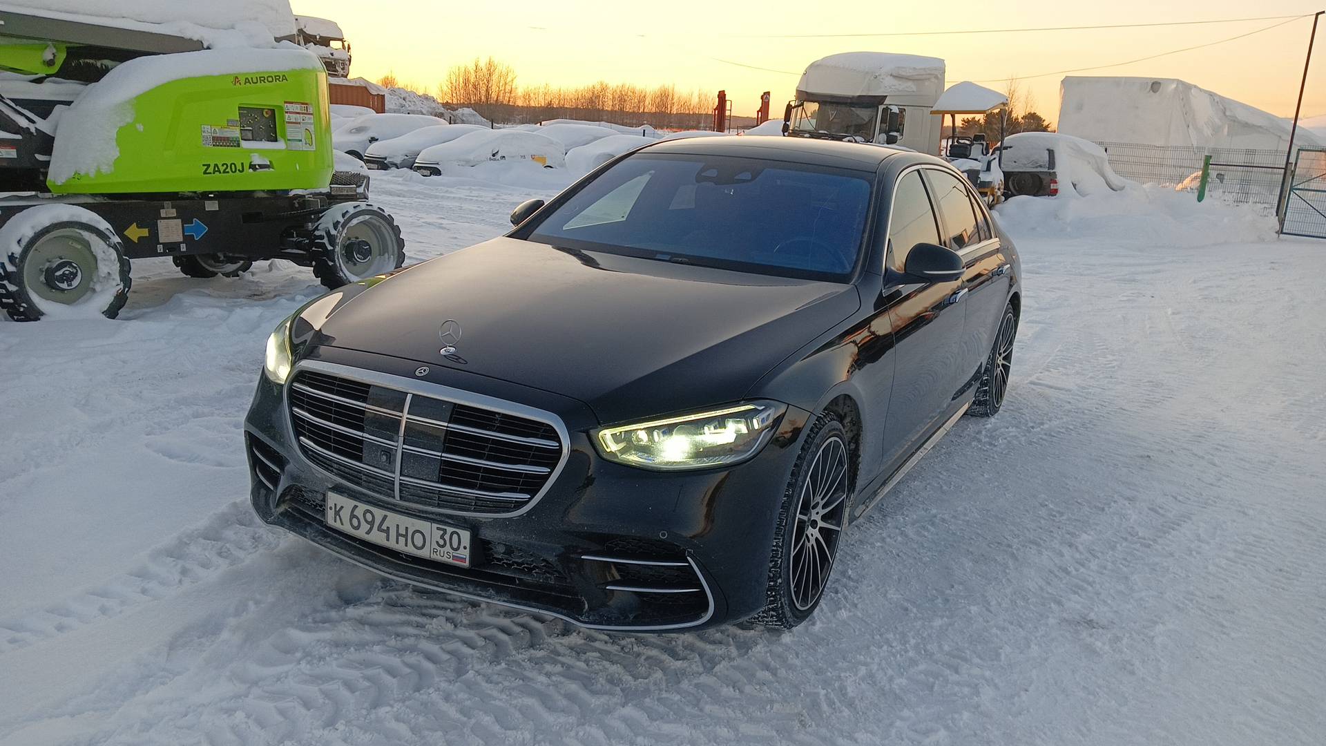 Mercedes-Benz S седан
