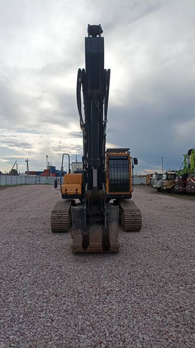 Hyundai R260LC-9S