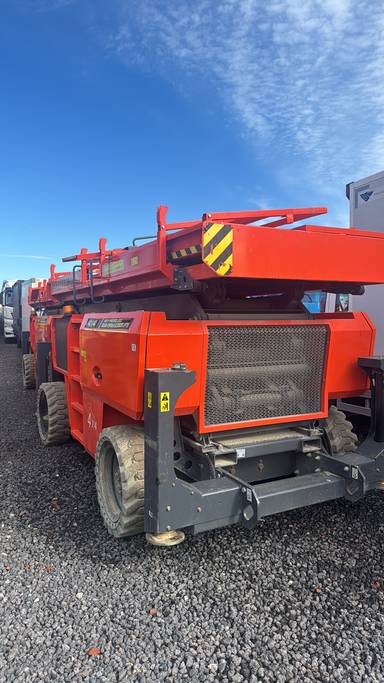 Dingli JCPT1823RTB Самоходный ножничный подъемник