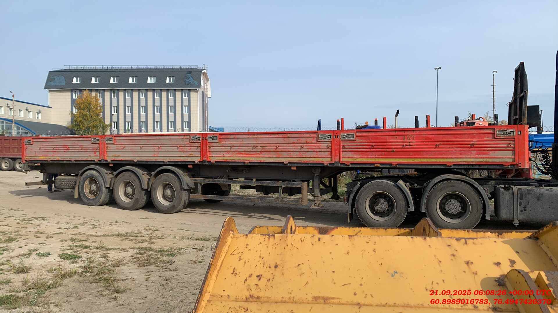 МАЗ Бортовой 975800-2010