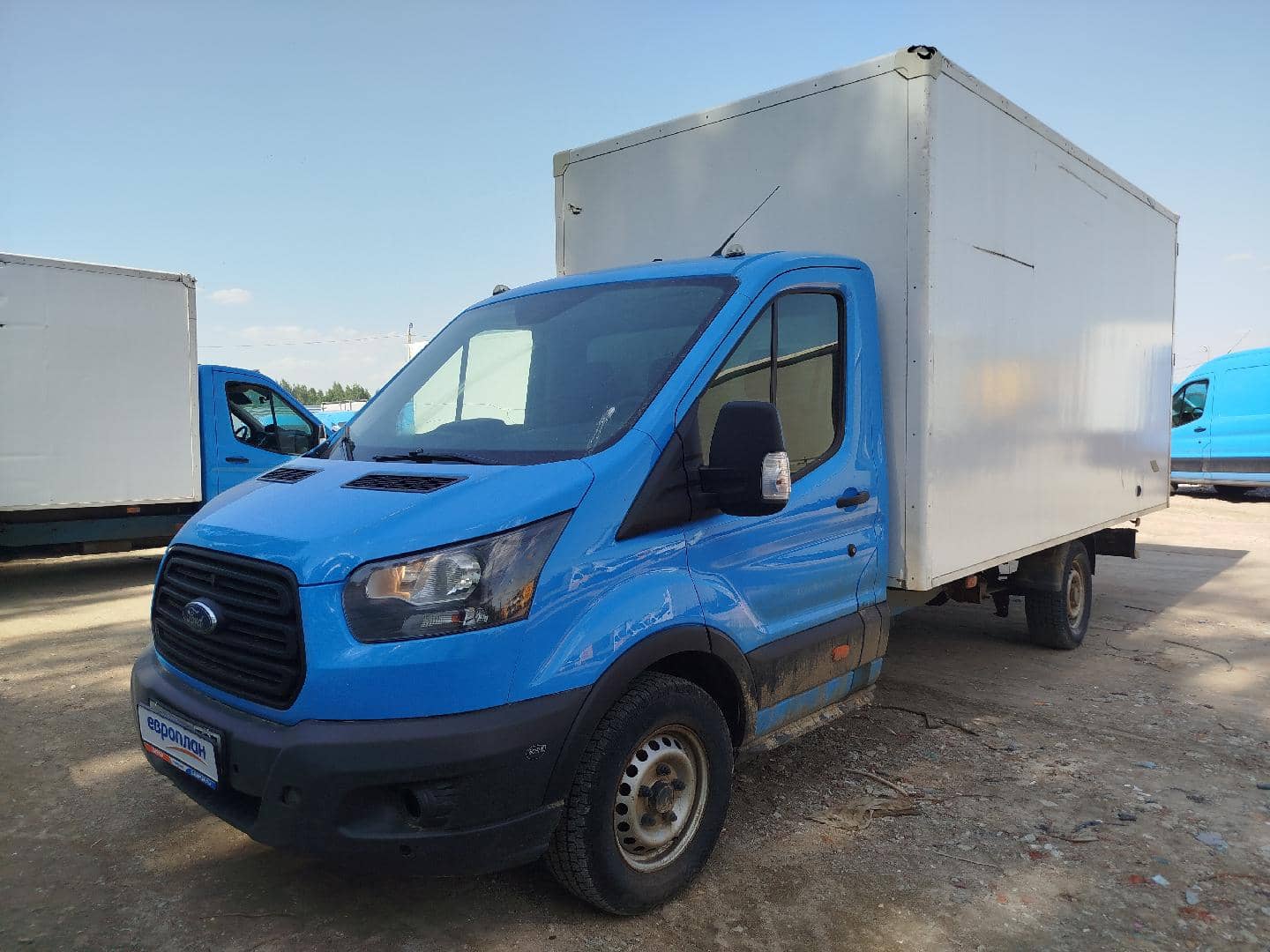 Ford Transit Chassis Cab Base 470E L4H1 2.2TDi 155hp 6MT RWD