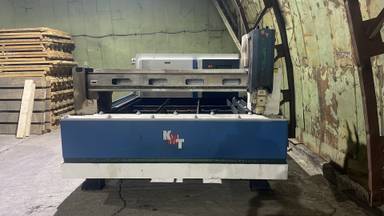 Liaocheng Foster Laser KMT 3015 L3 -3000W станок для лазерной резки