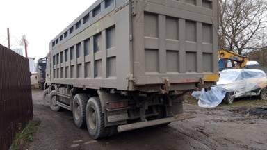 HOWO ZZ3317V386GE1 8х4