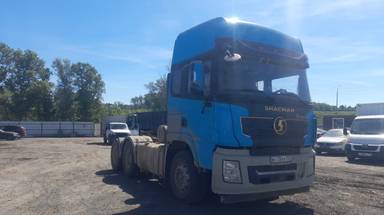 Shacman SX42584W324C