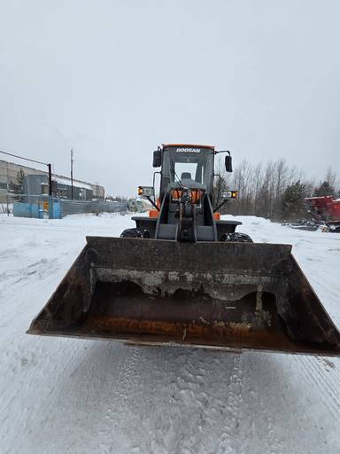 DOOSAN/DEVELON SD200