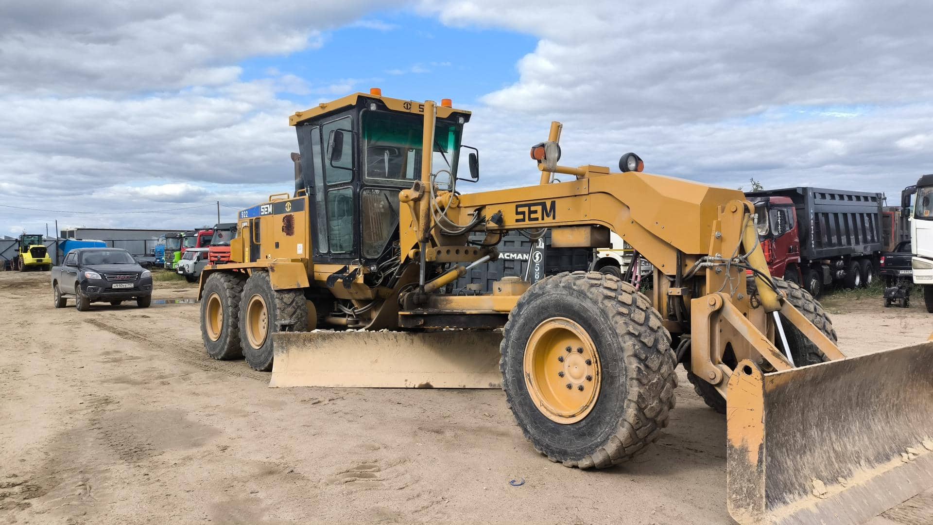 SEM 922 AWD