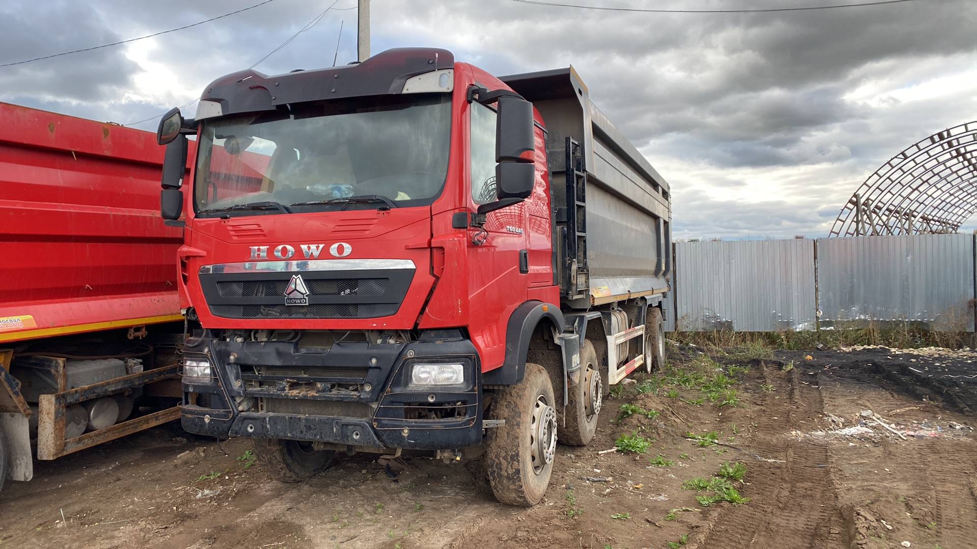 HOWO ZZ3317V386GE1 8х4