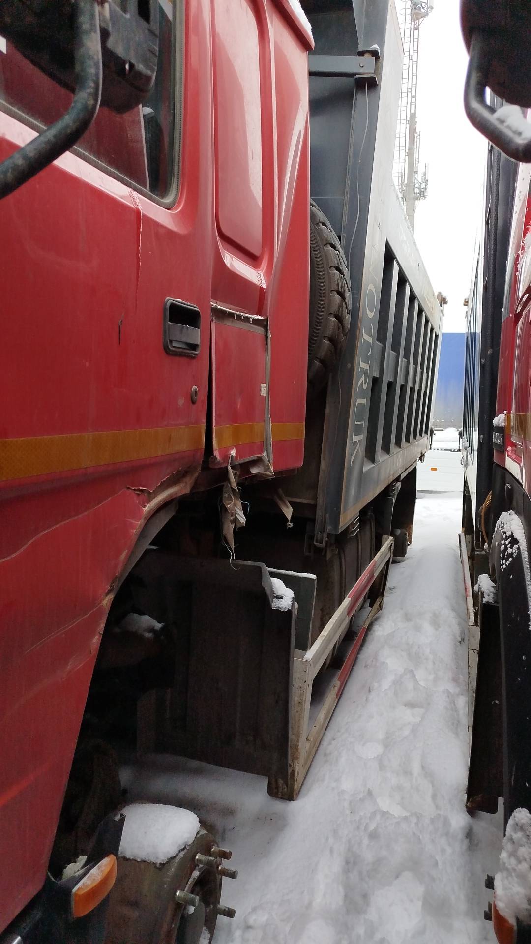 HOWO ZZ3327S3847E 6х4